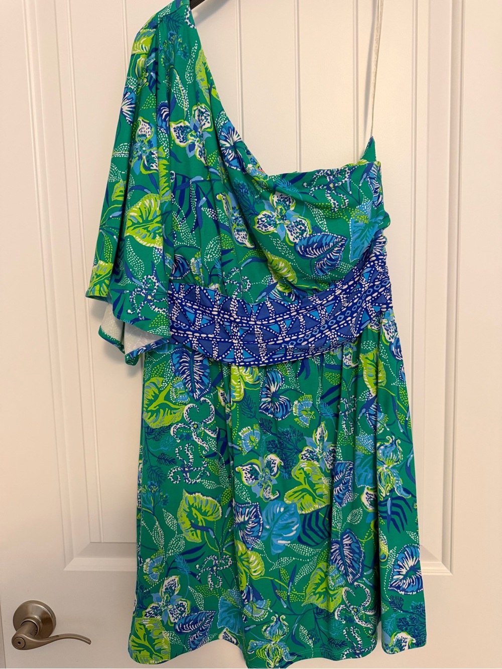 NWT Lilly Pulitzer One-Shoulder Tropical Floral Jumper in Green & Blue